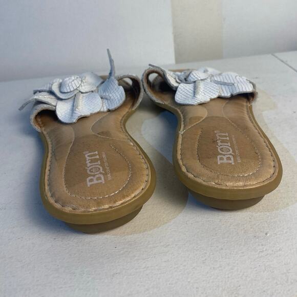 Born Womens White Leather Flower Flat Slip On Slide Sandal Size 5 - Picture 4 of 5